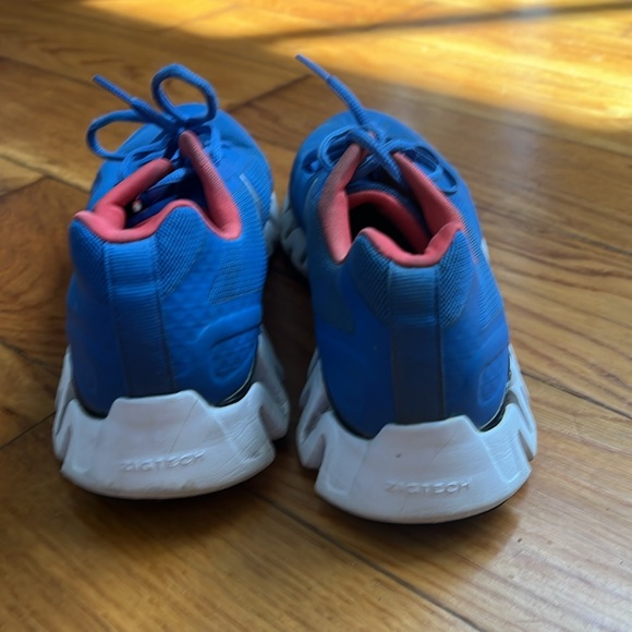 Reebok Zig Tech Woman’s Sneakers Blue/Silver 9 - Picture 9 of 10